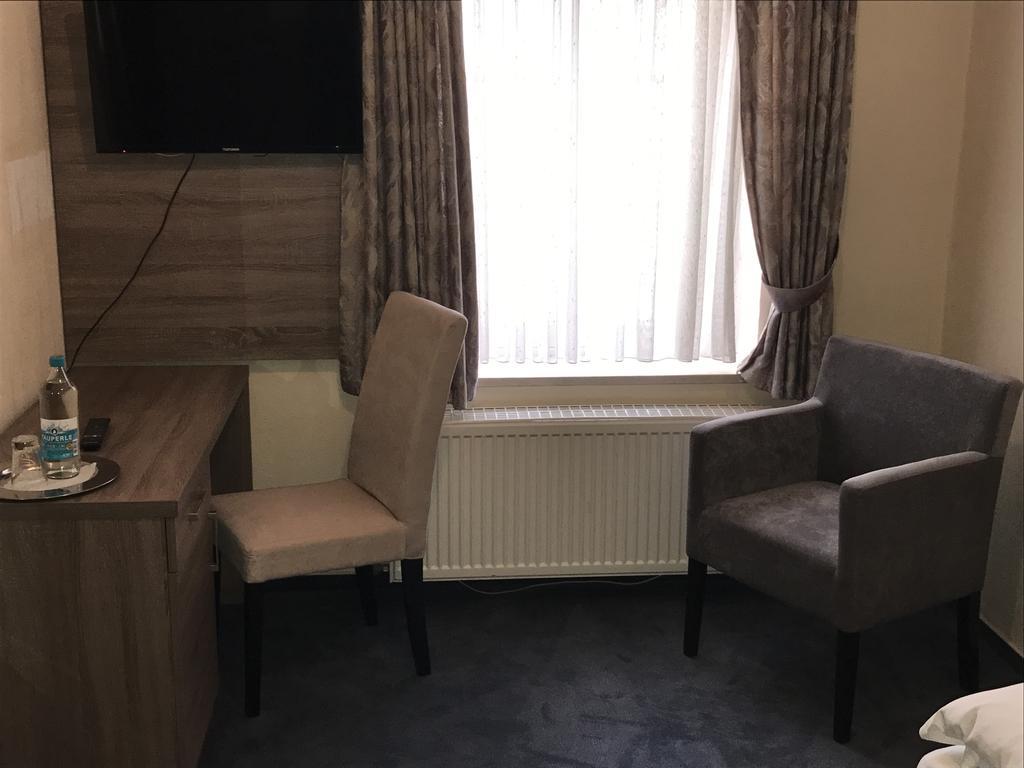 Hotel Junkerhaus Bad Salzuflen Zimmer foto
